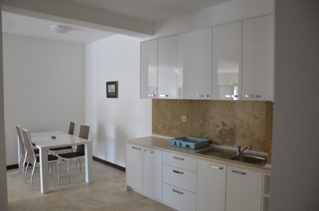 Apartmani Svetionik Budva Luaran gambar