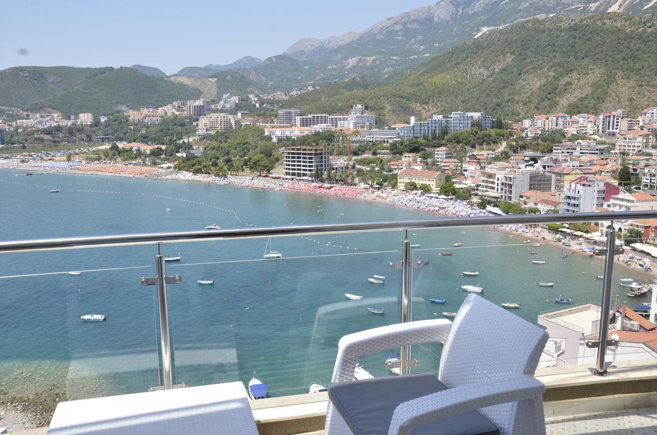 Apartmani Svetionik Budva Bilik gambar