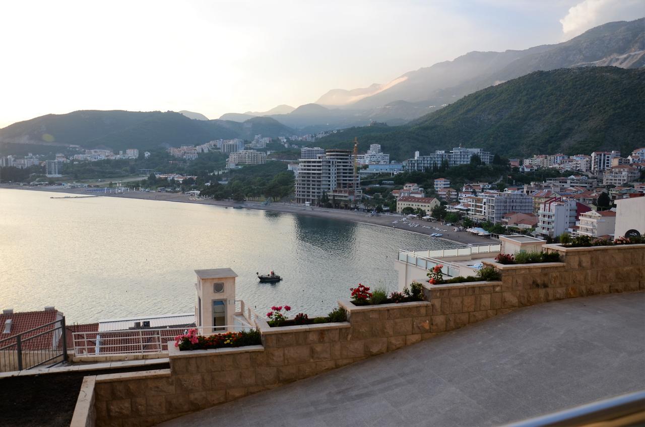 Apartmani Svetionik Budva Luaran gambar
